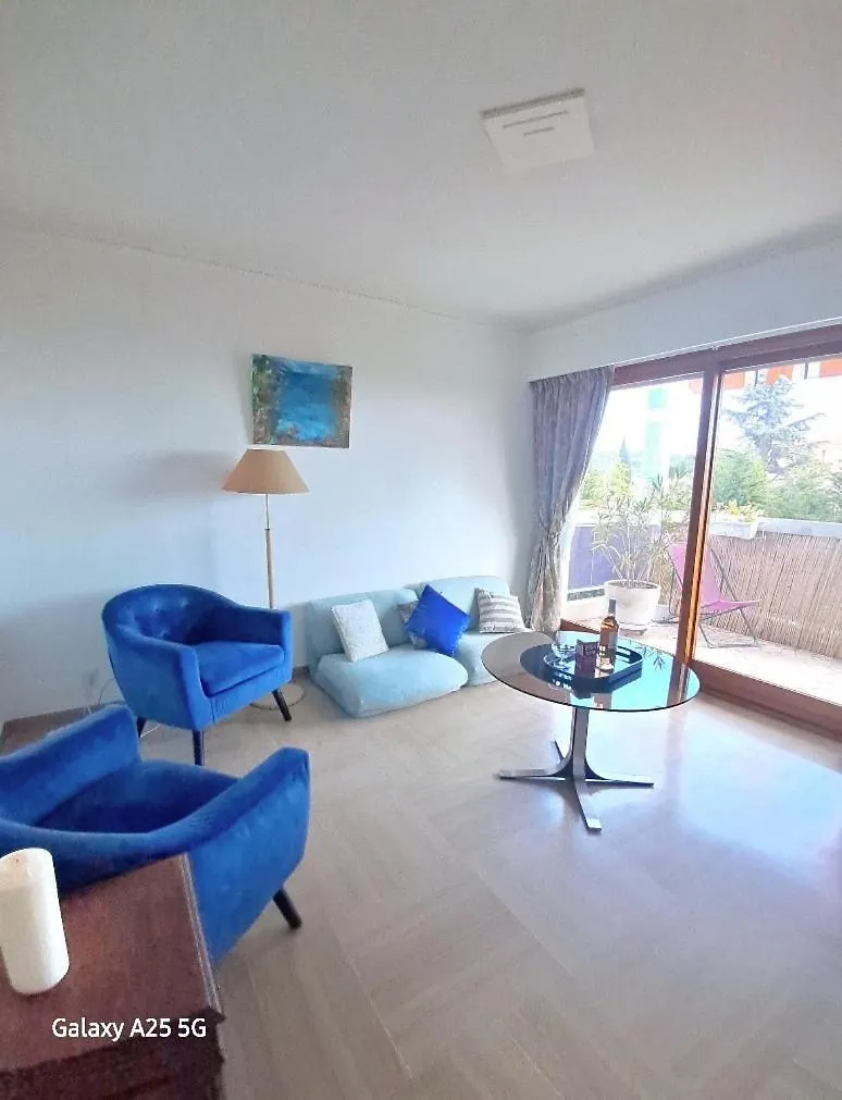 아파트 Appartement Au Calme Apercu Mer Et Collines 2 Personnes 칸느 프랑스